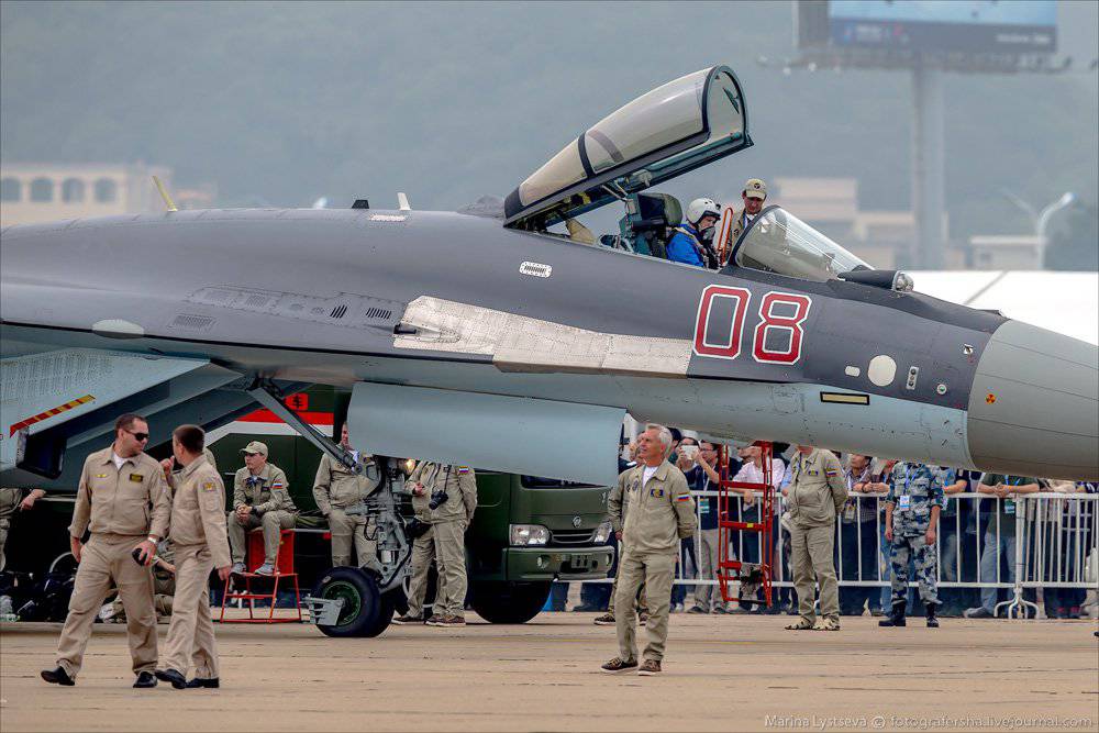 Photo's &#91;B&#93;Su-35 in China&#91;/B&#93;
