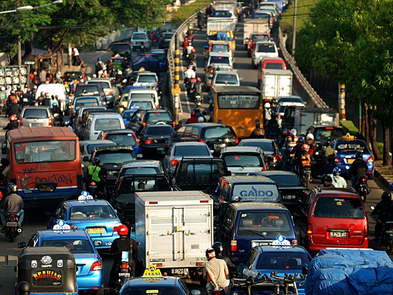 3 Fakta Sopir Truk Di Indonesia