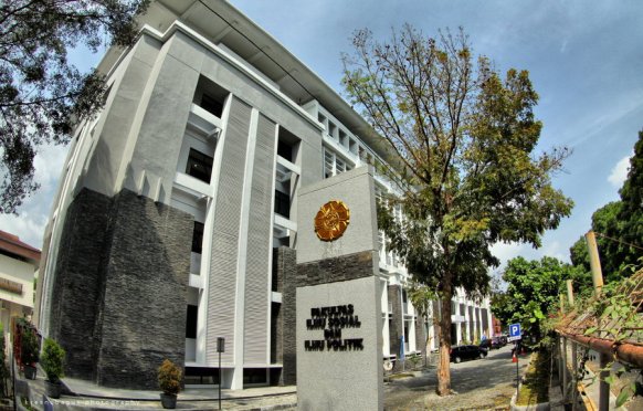 &#91;ANGKER BINGITS&#93; 10 Tempat Berhantu di UGM Yogyakarta