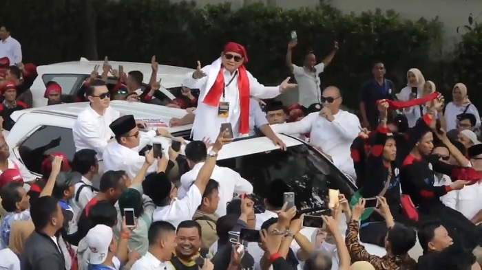 Prabowo Joget Di Acara Natalan, Fans Capres Pilihan Ijtima Ulama Memilih Golput