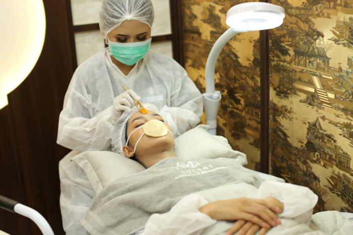 Rekomendasi Treatment Facial Terbaik Atasi Jerawat di Semarang