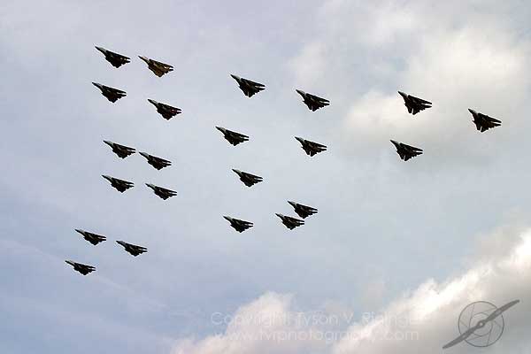 &#91;Foto&#93; ultah 25 tahun Nighthawk : 25 pesawat stealth menghiasi langit 
