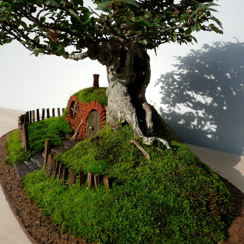 &#91;WOW&#93; Rumah Hobbit dari Bonsai