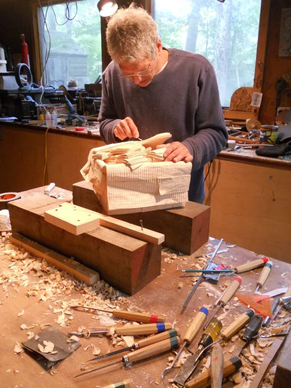 RANDALL ROSENTHAL, si Pemahat Kayu dengan Skill Tingkat Dewa