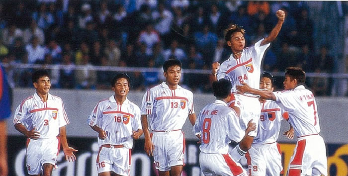 Rekor yang terjadi sepanjang sejarah penyelenggaraan AFF Cup sejak 1996.