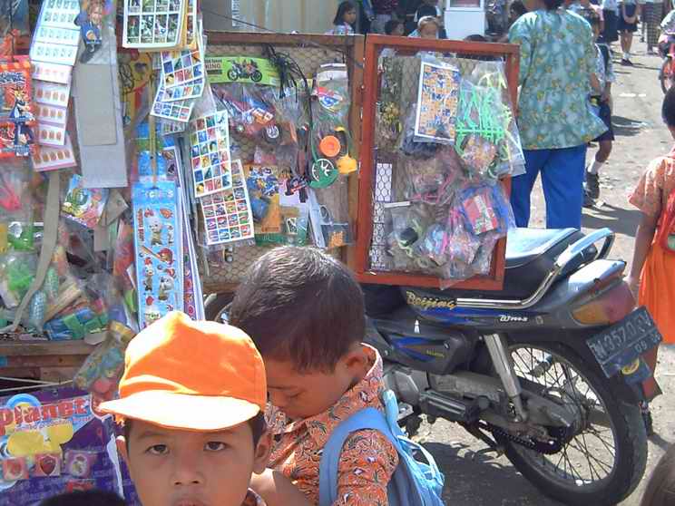 Kenangan Masa Kanak-kanak di Bulan Puasa