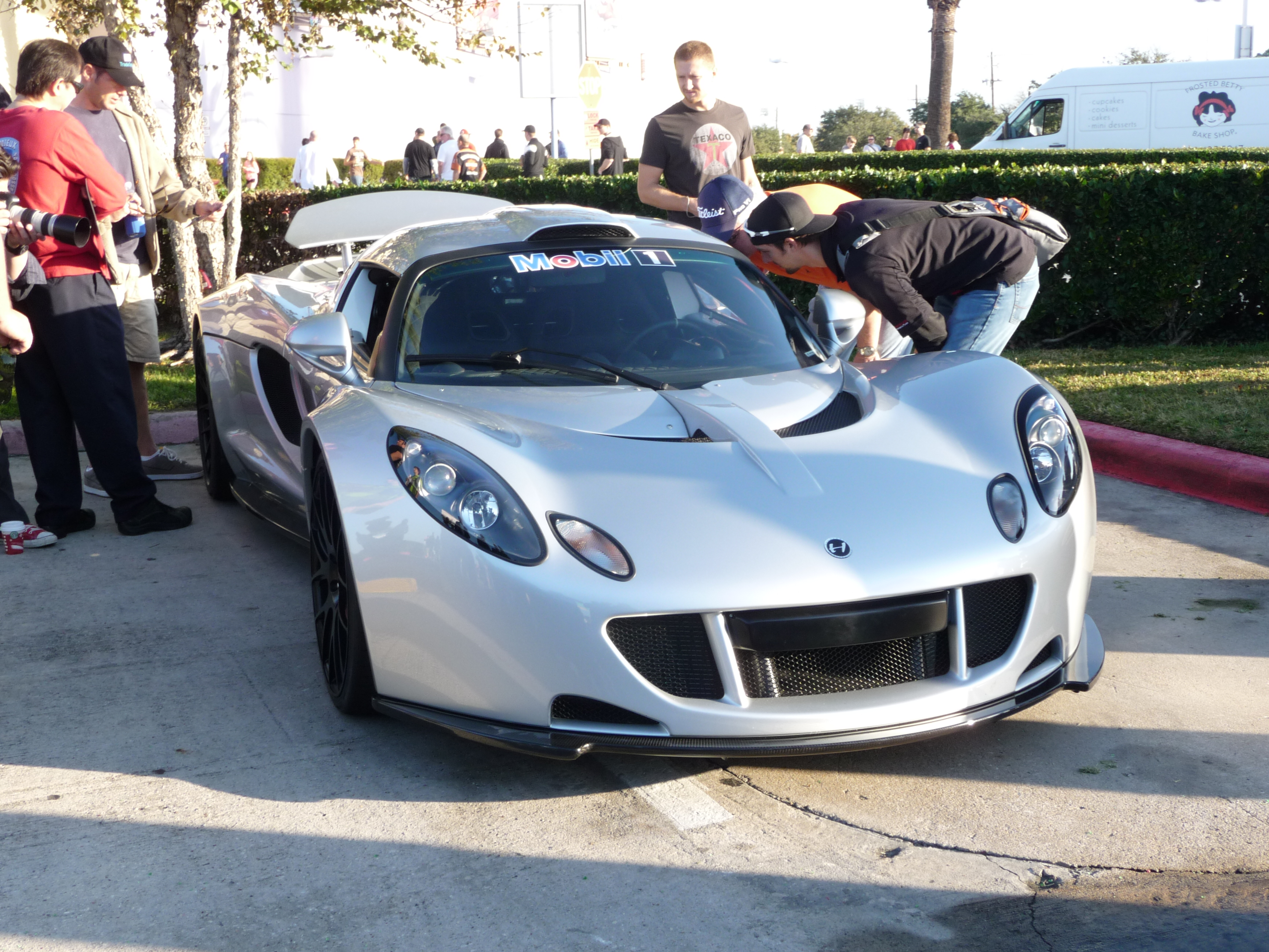 Sedikit tentang Supercar Hennessey Venom GT