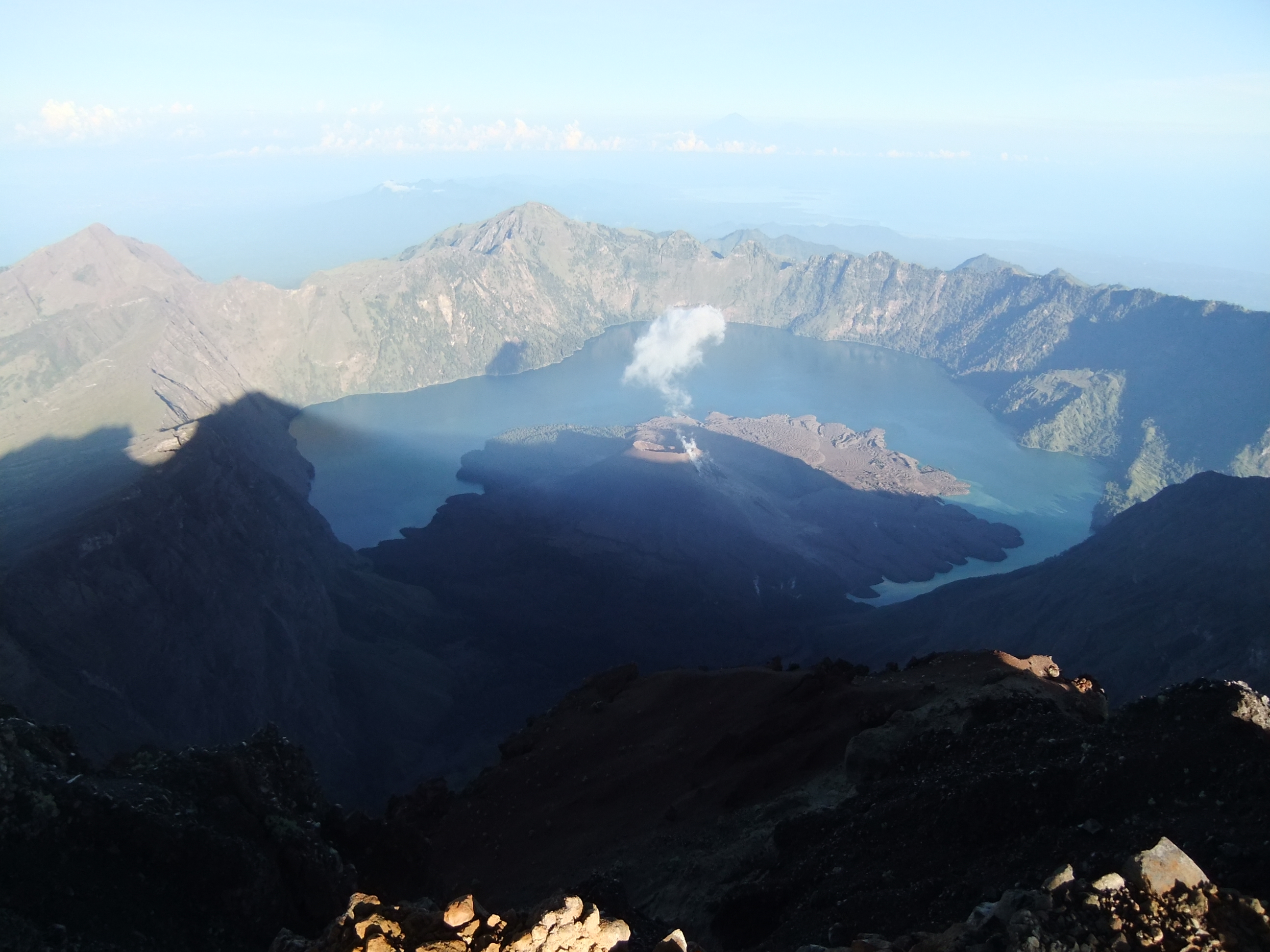 5 Gunung tertinggi di indonesia