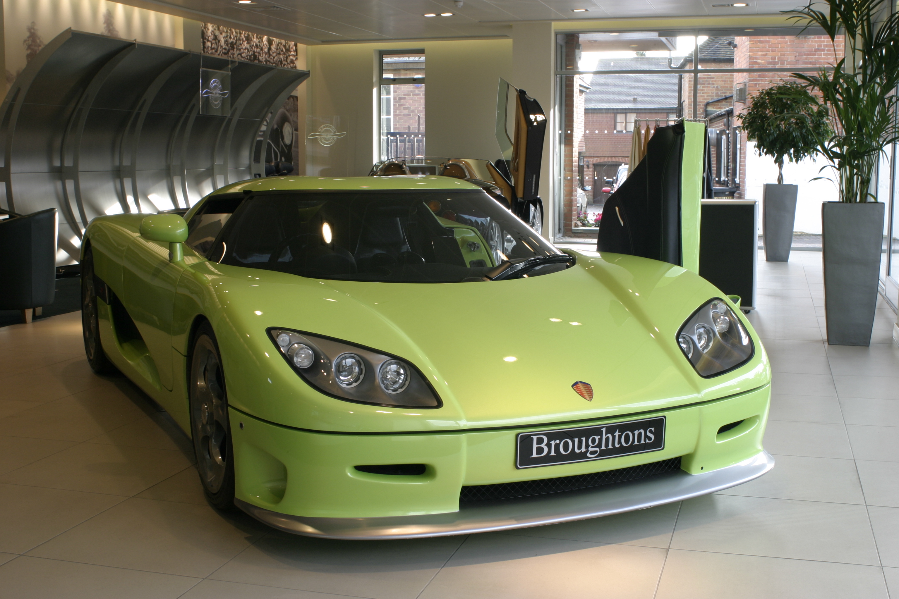 Koenigsegg, Pabrikan Supercar Yang Masih Asing di Indonesia