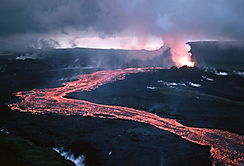 Keindahan Lava Yang Mematikan