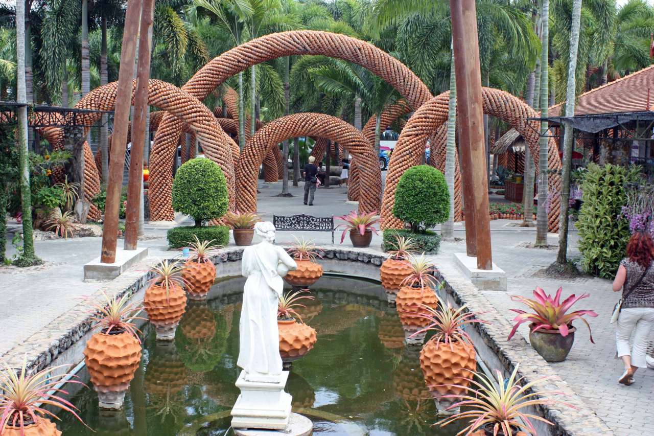 Indahnya Taman Nongnooch Tropical Garden &#91;Pic Inside&#93;