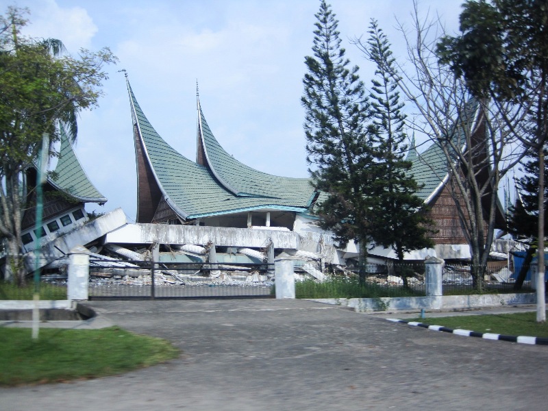 &#91;HOT&#93; 12 Peristiwa Penting Di Indonesia 2009