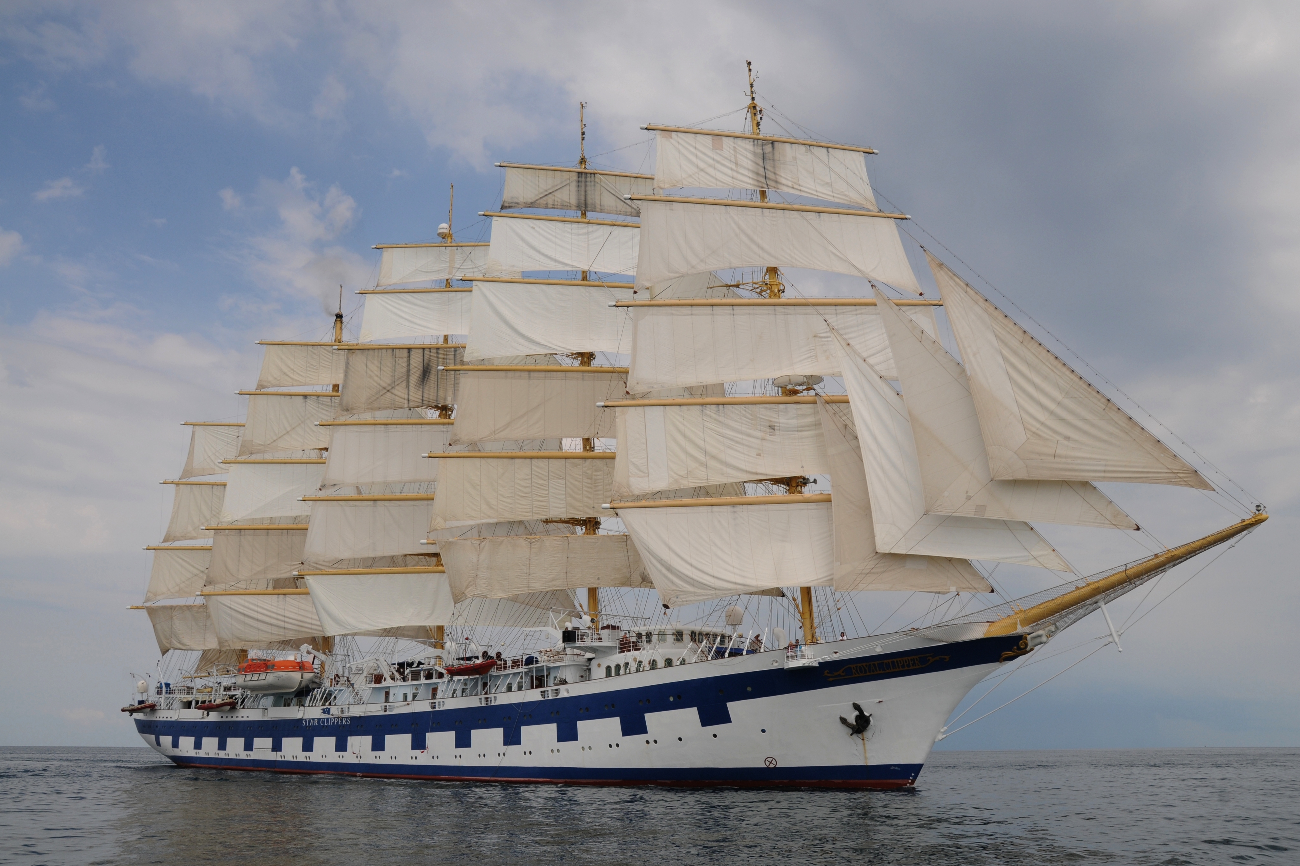 Ship. Парусник Роял клипер. Клиппер корабль парусный. Роял клипер черцеш. Royal Clipper регата.