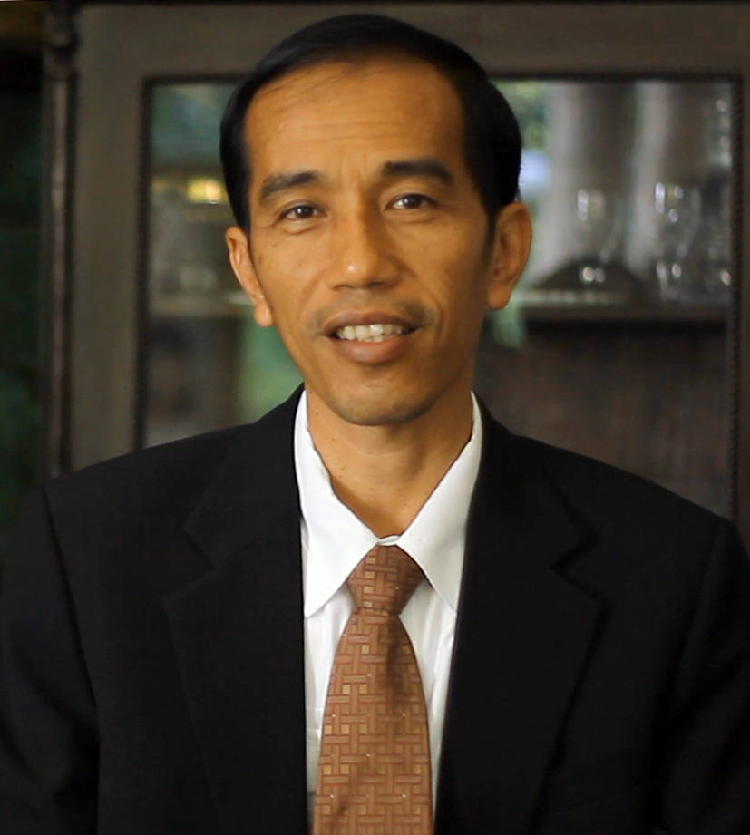 Heboh ! Orang Mirip Jokowi dlm Foto Penyerahan Jepang ! Siapa Dia Sebenarnya ?