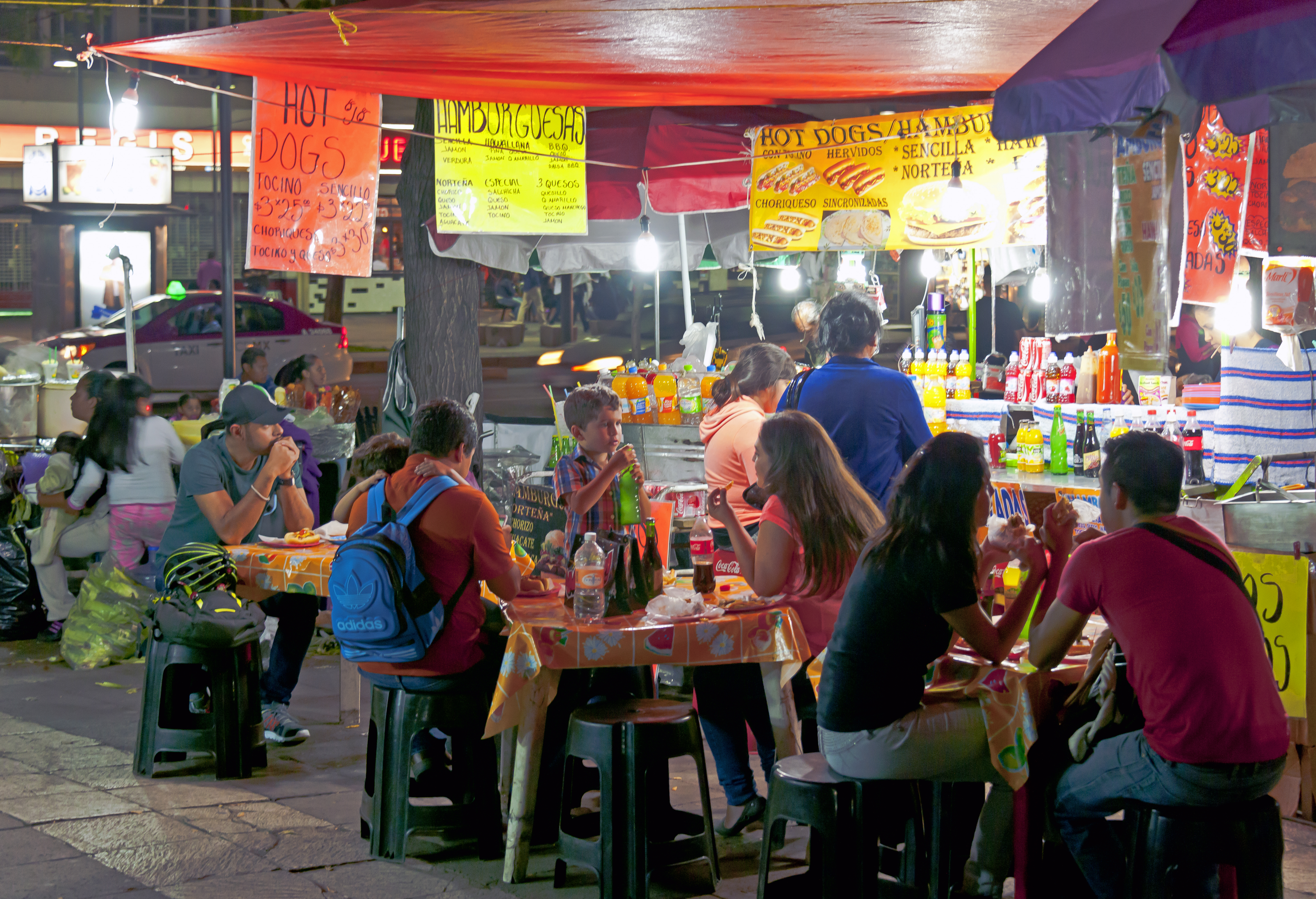 NEGARA-NEGARA DENGAN STREETFOOD TERENAK! BERMINAT DATANG?