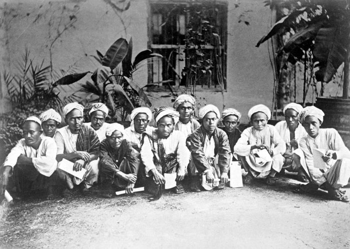 Foto-Foto Para Jamaah Haji dari Berbagai Negara di Tahun 1880-an 