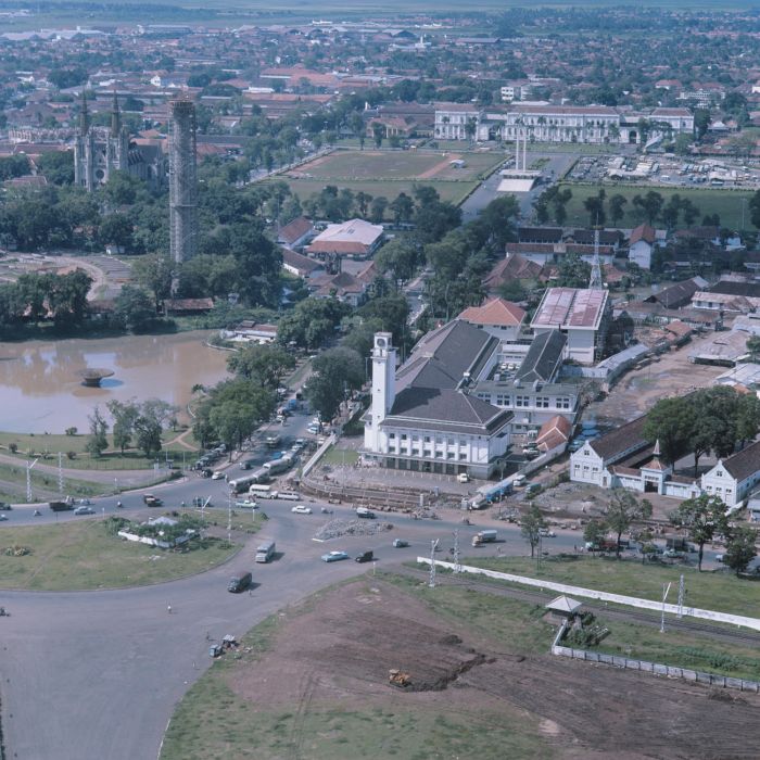 Panorama dari Menara-Menara Tertinggi di Dunia