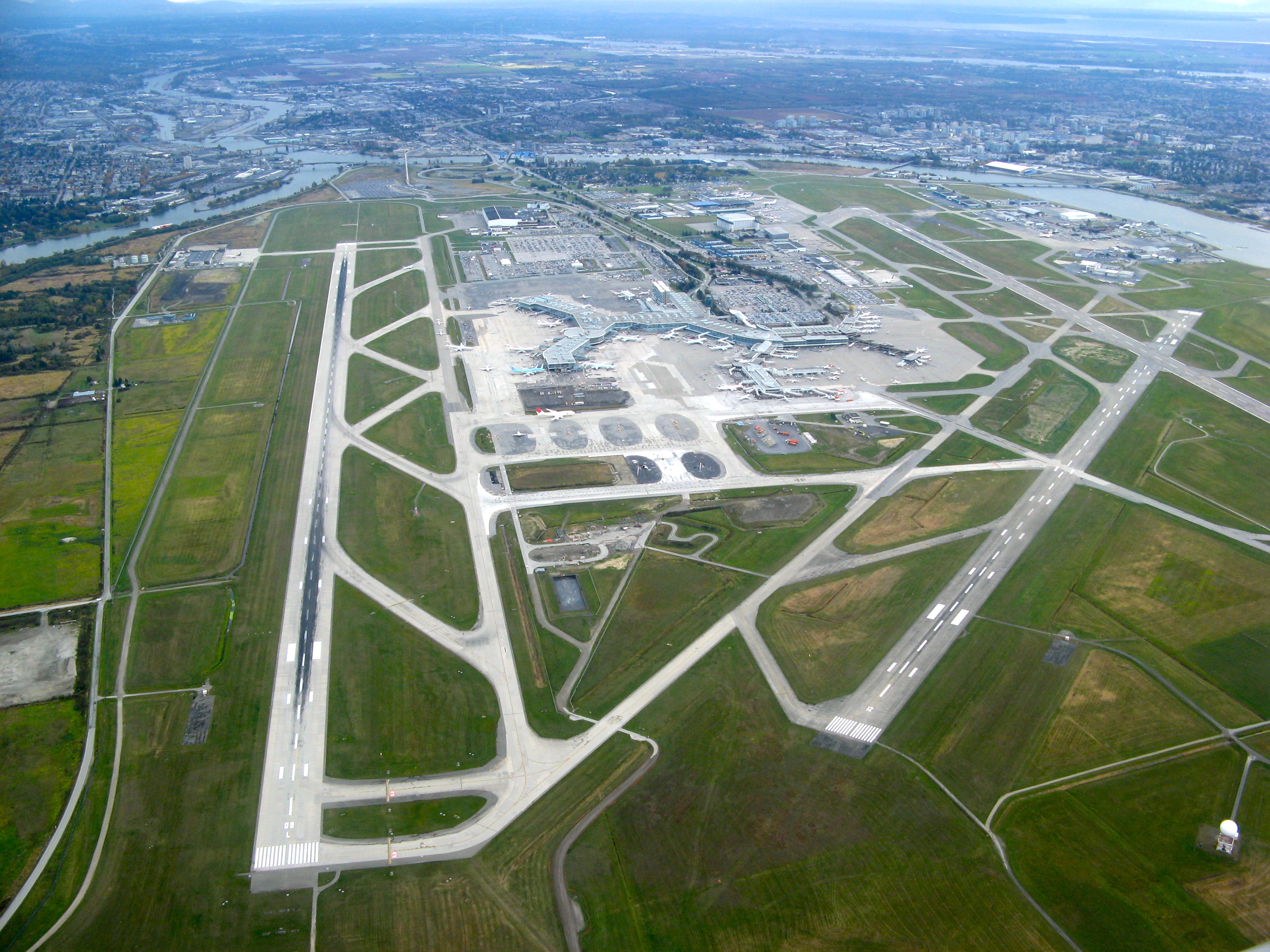 Menengok 14 Bandara Tercantik di Dunia, Penasaran?