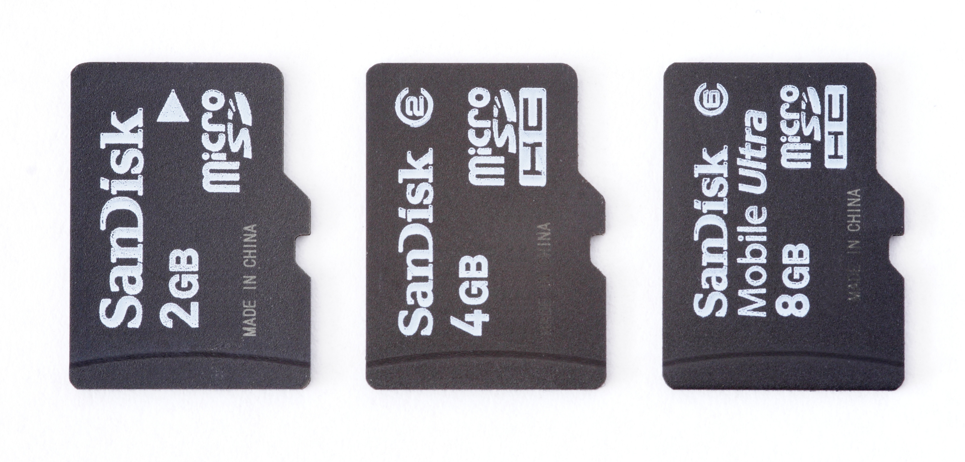 MicroSD dengan size gila,,, sampai 2 Tera byte gan..!!!