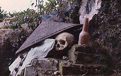 10 Makam Paling Seram di Dunia