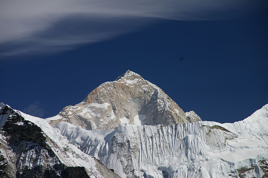 Sang Penakluk "Eight-Thousanders" Pertama Dari Italia