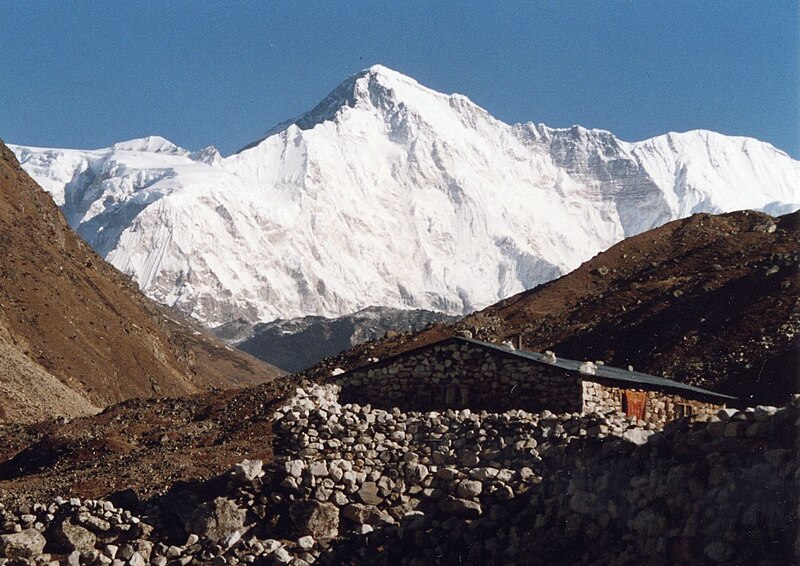 Sang Penakluk "Eight-Thousanders" Pertama Dari Italia