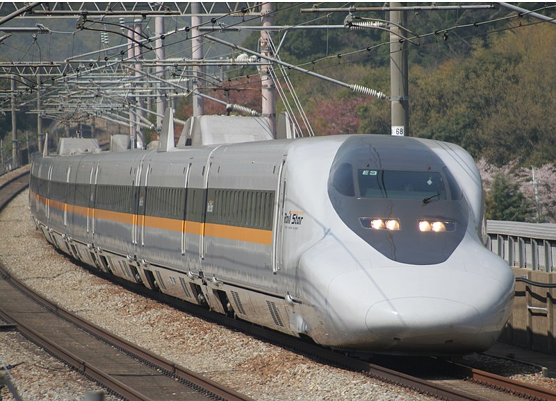 Yuk, kita mengenali kereta shinkansen 