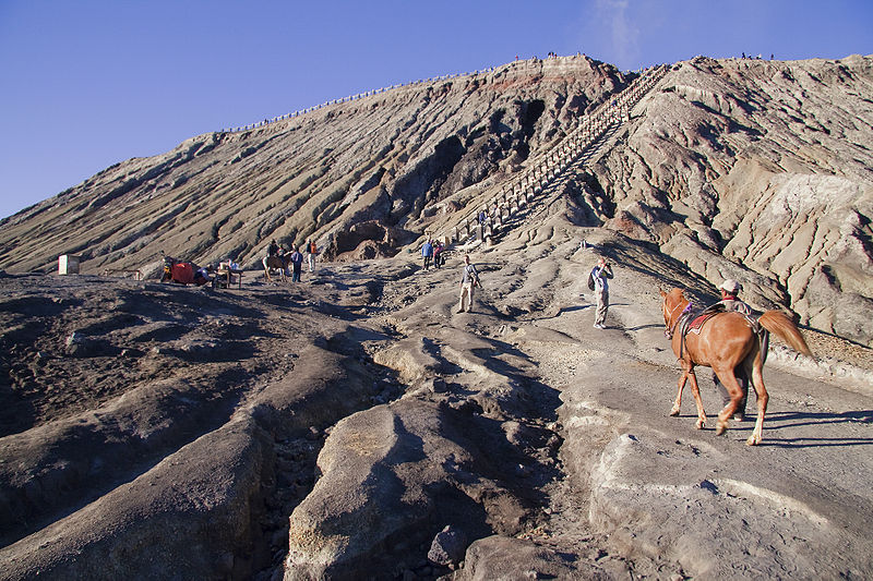 Pesona Indonesia ( Wisata Kawasan Taman Nasional Bromo Tengger Semeru)