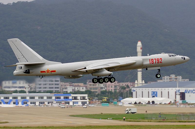 Japan Tempur Jepang Mencegat 2 Y-8 & 2 H-6 Bombers Milik Cina Yg Mendekati Okinawa