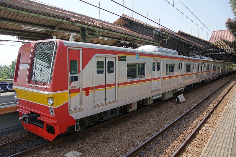 Mengenal Kereta Commuter Line Jabotabek