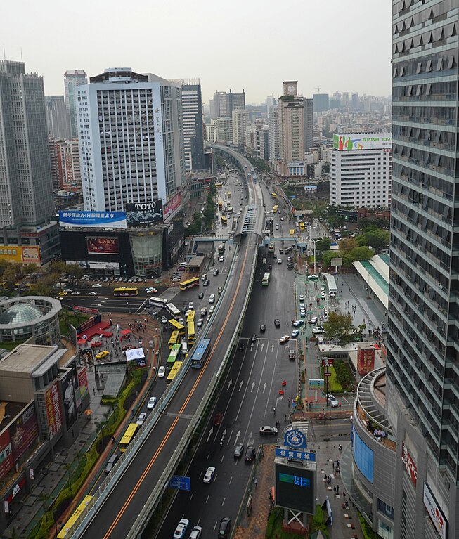 Seandainya Transjakarta senyaman ini ! (Cekidot gan, keren !)