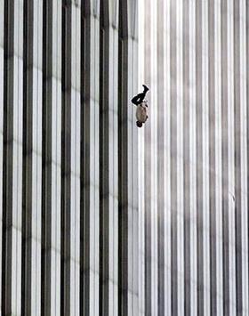 30 Foto Paling Menyentuh Tentang Kemanusiaan Dari Seluruh Dunia