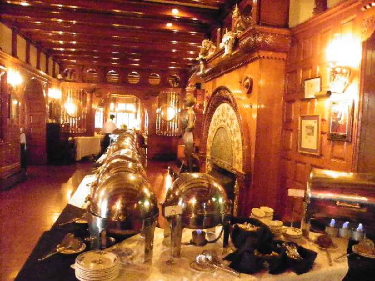 Kastil Belhurst: Tempat Bersejarah & Berhantu Di Upstate New York