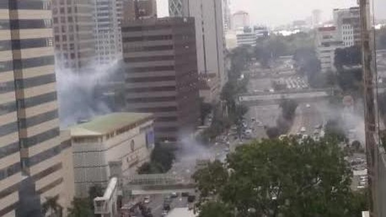JAKARTA DI SERANG TERORIS!!!!