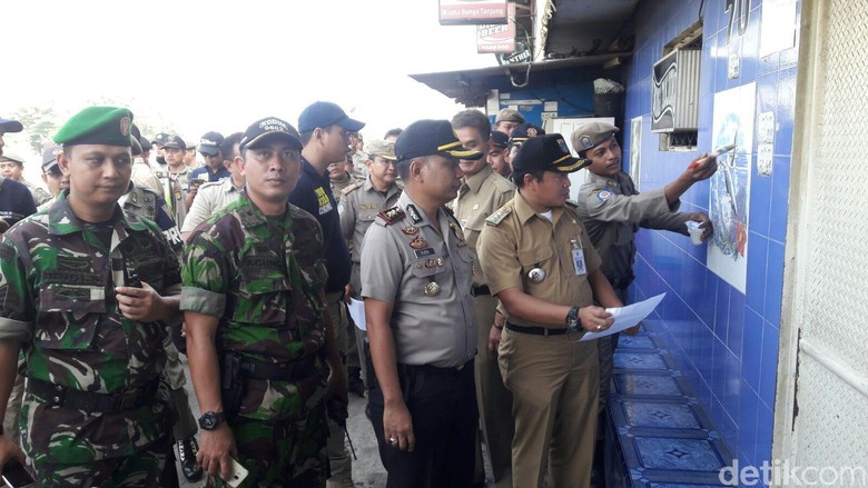 Ahok Cs Gebuk Kalijodo: Peringatan, Petakan Preman hingga Cabut Listrik