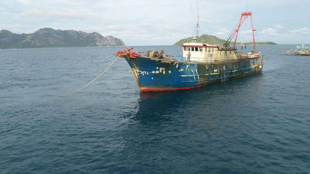 Coast Guard Cina Hanya Membayangi, Tak Berani Ganggu KRI Oswald