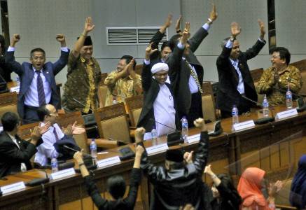 Hal-hal Yang Pasti Terjadi Saat Sidang Paripurna RUU Kontroversial!