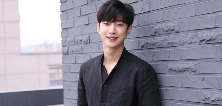 Jinyoung B1A4 Akan Jadi Pengisi OST Webtoon 'Yeonnom'