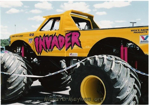 &#91;NOSTALGIA&#93; Karakter Mobil Gila atau Monster Truck 
