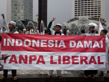 &#91;Negara pun anti kemunkaran&#93; Malam Ini,Tempat &quot;Dugem&quot; Harus Tutup Sebelum Pukul 00.00