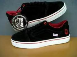 Sejarah Sepatu vans