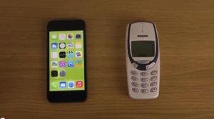 ngaco-iphone-5s-vs-nokia-3310-perbandingan-13-tahun-perkembangan-teknologi-hp