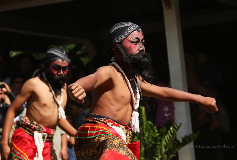 Nih, Ritual Para Warok Sampe Dianggap Pantas Menyandang Gelar Warok