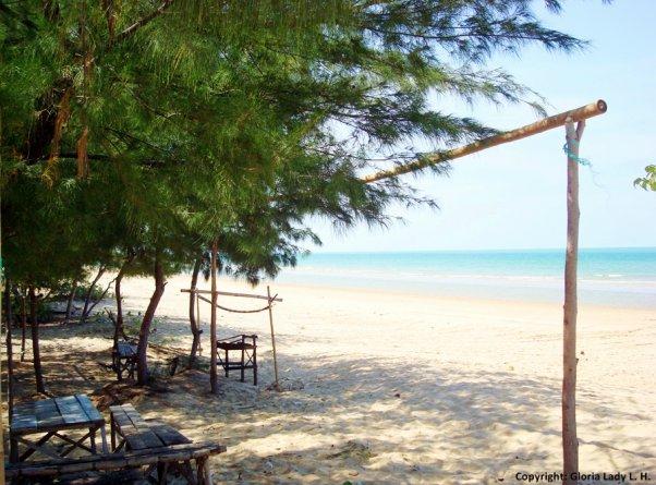 Yuk Mengenal Pantai Lombang di Kab. Sumenep, Madura
