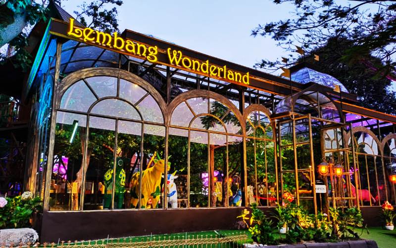 kembangkan-imajinasi-anak-dengan-pesona-dunia-fantasi-di-lembang-wonderland