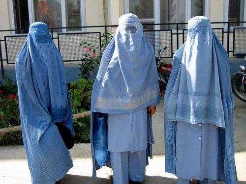 peran-ibunda-untuk-ayu-gani-pemenang-asia-s-next-top-model