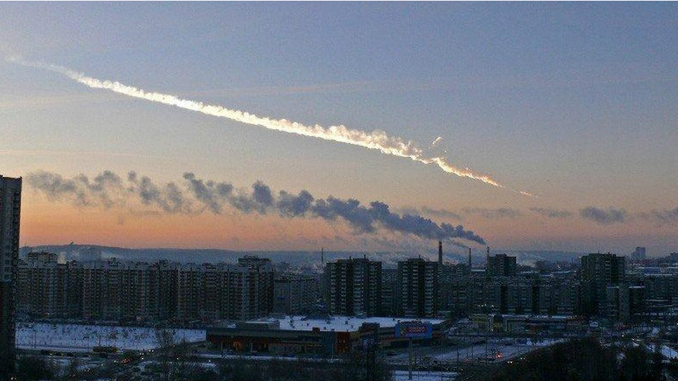 &#91;FULL PICT&#93; Jatuhnya Meteor di Rusia &amp; Dampaknya