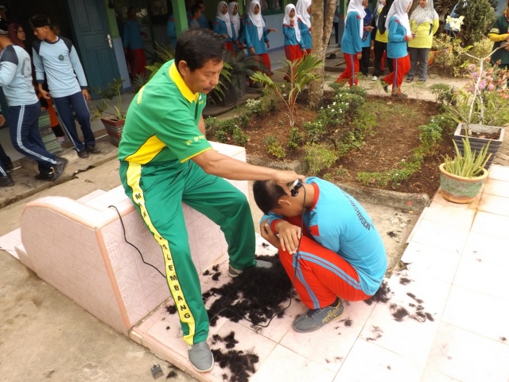 Momen Yang Paling Keterlaluan Nyebelin di Jaman Sekolah