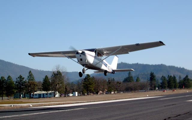 &#91;Aircraft&#93;Cessna 172 Skyhawk