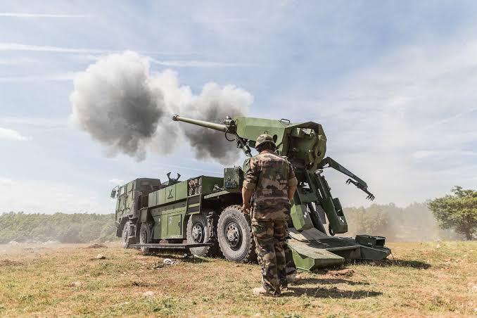 Nexter Mempromosikan Howitzer Swa Gerak CAESAR 8x8 Untuk Program MFP Tentara Inggris